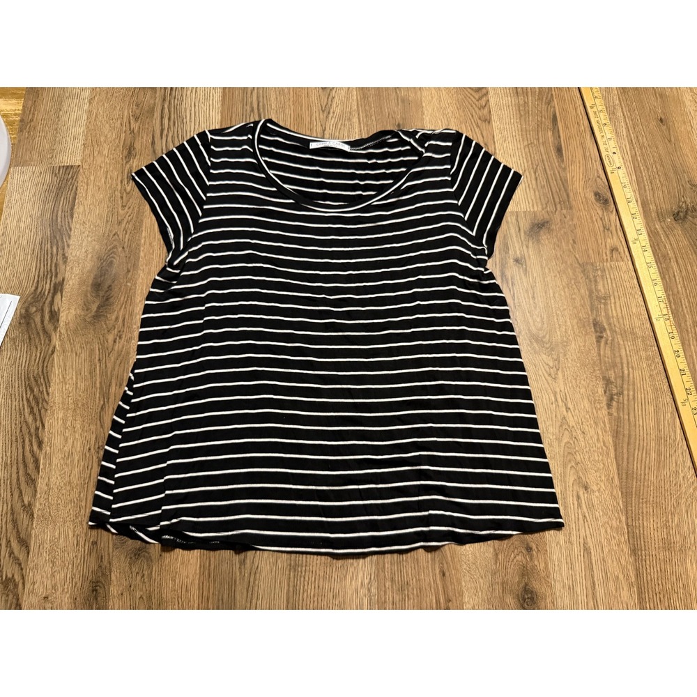 Chris & Carol Shirts Women Size Large Black Stripe Short Sleeve Scoop Neck